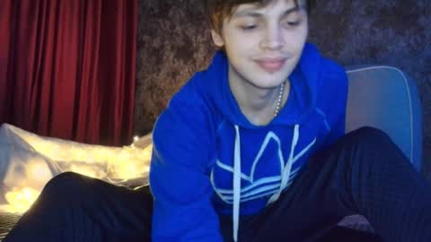 Snapshot of raymartino chatting on March 4, 6:58 pm RayMartino online show from March 4, 6:58 pm