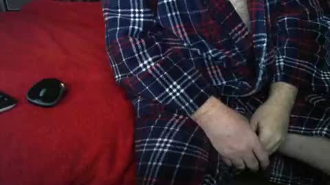 Snapshot of raymondo1964 chatting on December 3, 10:52 pm raymondo1964 online show from December 3, 10:52 pm