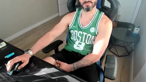 raysexparty online show from April 30, 6:31 am