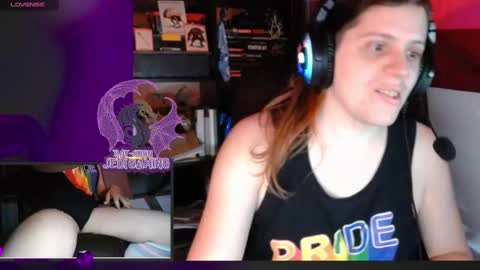 Snapshot of raysuon chatting on January 4, 5:05 am Rae-Suon online show from January 4, 5:05 am