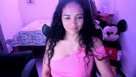 Danna online show from February 28, 2:51 pm