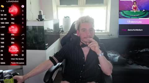 Rayzel online show from June 7, 1:37 pm