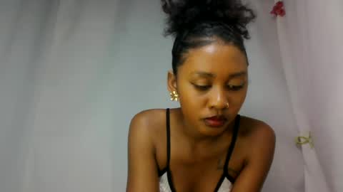 razafindrasoa online show from June 20, 5:38 pm