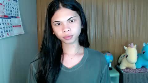 Snapshot of raze_fuckzx chatting on June 8, 2:01 am cindy online show from June 8, 2:01 am