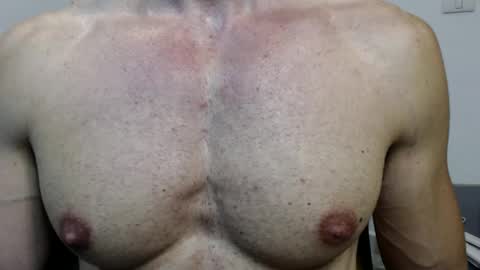 razorramon13 online show from December 30, 8:54 am