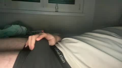 rbnaustiiin online show from January 1, 6:27 pm