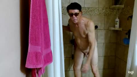 Snapshot of ready4aride2day chatting on December 15, 10:28 am ready4aride2day online show from December 15, 10:28 am