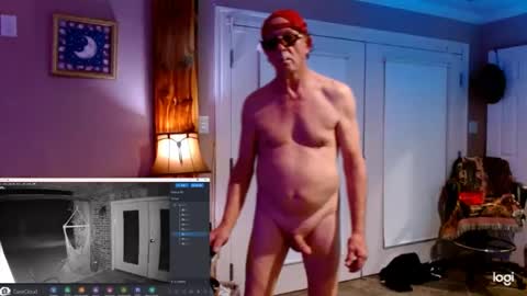 Snapshot of ready4aride2day chatting on December 24, 9:39 am ready4aride2day online show from December 24, 9:39 am