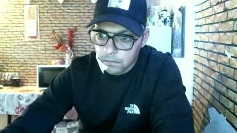 real_coupl3 online show from April 29, 8:29 am