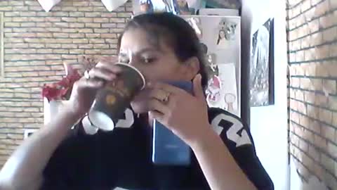 Snapshot of real_coupl3 chatting on July 9, 10:52 am real_coupl3 online show from July 9, 10:52 am