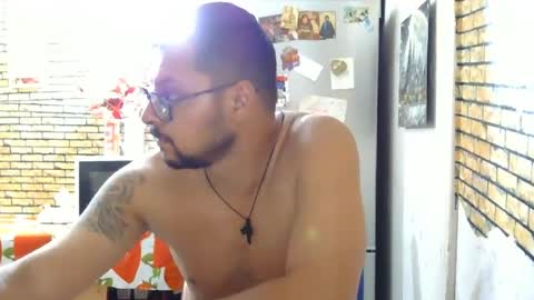 Snapshot of real_coupl3 chatting on July 16, 8:15 pm real_coupl3 online show from July 16, 8:15 pm