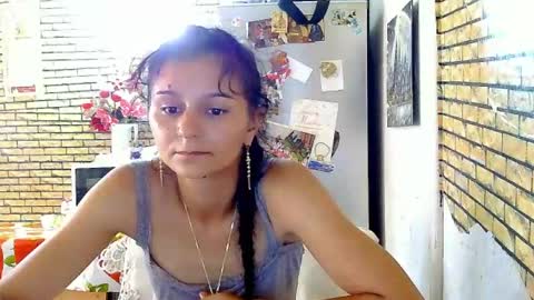 Snapshot of real_coupl3 chatting on July 19, 8:40 am real_coupl3 online show from July 19, 8:40 am