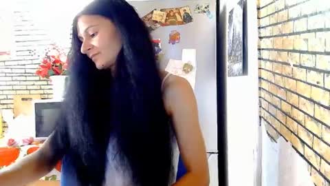 Snapshot of real_coupl3 chatting on July 23, 10:02 am real_coupl3 online show from July 23, 10:02 am