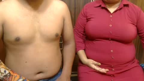 Snapshot of real_indian_cpl chatting on August 8, 7:54 am Kabir and Jasleen online show from August 8, 7:54 am