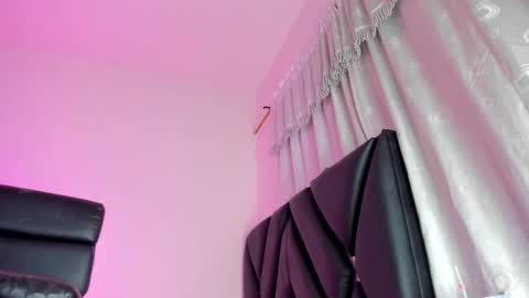 real_sweetbrina online show from September 14, 7:35 pm