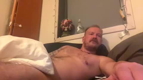 Snapshot of real_viking1 chatting on October 6, 10:51 pm real_viking1 online show from October 6, 10:51 pm