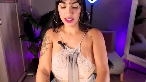 Alina Cruz online show from February 14, 3:03 am