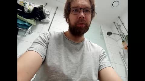 Snapshot of realbucknaked80s chatting on February 20, 7:55 am realbucknaked80s online show from February 20, 7:55 am