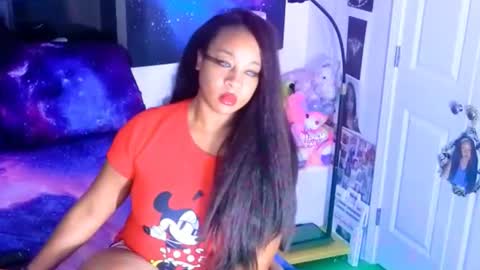 Snapshot of realgoddessdream chatting on June 3, 2:25 am realgoddessdream online show from June 3, 2:25 am