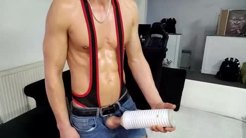 Snapshot of reallyman7 chatting on March 7, 4:13 am Ask me online show from March 7, 4:13 am