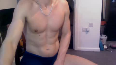 Snapshot of reallyman7 chatting on May 7, 2:44 pm Ask me online show from May 7, 2:44 pm