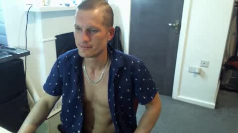 Snapshot of reallyman7 chatting on May 19, 3:13 am Ask me online show from May 19, 3:13 am