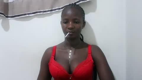 queen online show from October 13, 5:02 pm