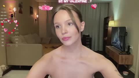 Snapshot of realsupermichael chatting on February 14, 9:32 pm AliceEve online show from February 14, 9:32 pm