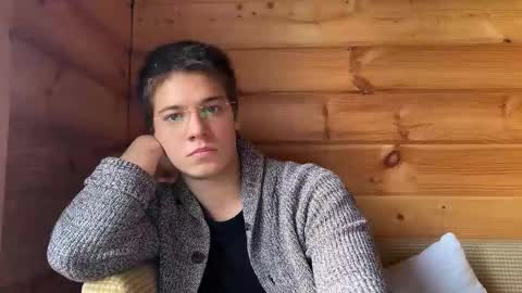 Snapshot of realsupermichael chatting on October 12, 1:43 pm AliceEve online show from October 12, 1:43 pm