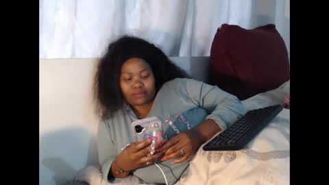 REAL1SWEETHEART online show from October 18, 6:48 am