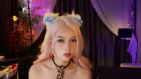 Snapshot of reaowna___ chatting on September 27, 9:36 am reaowna___ online show from September 27, 9:36 am