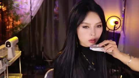 Snapshot of reaowna___ chatting on November 13, 2:38 pm reaowna___ online show from November 13, 2:38 pm