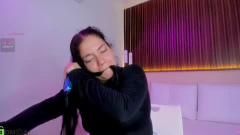 Snapshot of rebeca__grey chatting on July 13, 2:31 pm Rebeca online show from July 13, 2:31 pm