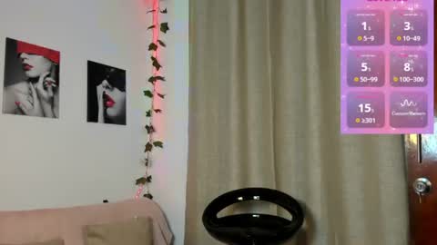 Snapshot of rebeca_marchetti chatting on July 16, 8:15 pm Rebeca Marchetti online show from July 16, 8:15 pm