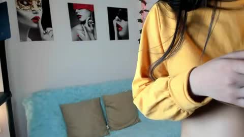 Snapshot of rebeca_marchetti chatting on August 7, 1:46 pm Rebeca Marchetti online show from August 7, 1:46 pm