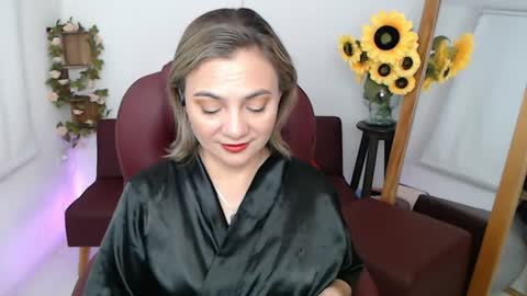 Snapshot of rebeca_milf chatting on June 28, 1:28 pm REBECA online show from June 28, 1:28 pm