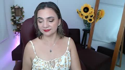 Snapshot of rebeca_milf chatting on July 14, 1:17 pm REBECA online show from July 14, 1:17 pm