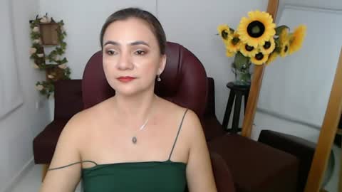 Snapshot of rebeca_milf chatting on July 20, 2:41 pm REBECA online show from July 20, 2:41 pm