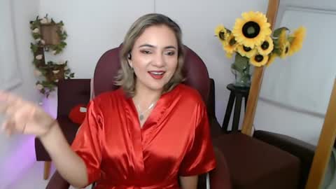 Snapshot of rebeca_milf chatting on July 23, 1:42 pm REBECA online show from July 23, 1:42 pm