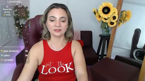 Snapshot of rebeca_milf chatting on July 28, 9:03 pm REBECA online show from July 28, 9:03 pm