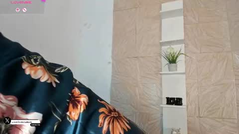 Rebeca Black online show from July 15, 6:35 pm