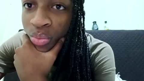 Snapshot of rebecca23278 chatting on May 28, 11:51 am Tu mami Rebecca online show from May 28, 11:51 am