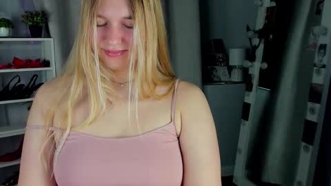 rebecca_____ online show from October 8, 2:20 am