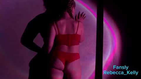 rebecca_____ online show from February 19, 1:56 am