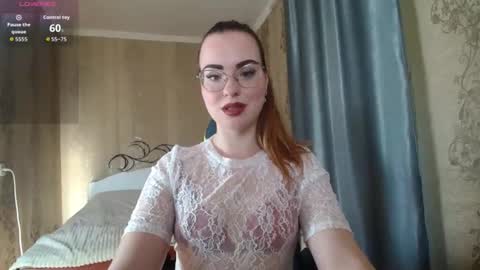 Rebecca online show from May 4, 2:35 pm