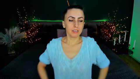 rebecca_diamonds online show from February 3, 6:40 am