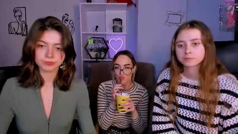 rebecca_smile_ online show from January 16, 8:24 pm