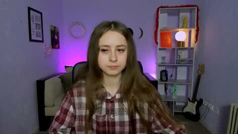 rebecca_smile_ online show from February 4, 7:03 am