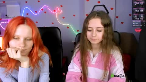 rebecca_smile_ online show from May 1, 7:18 pm