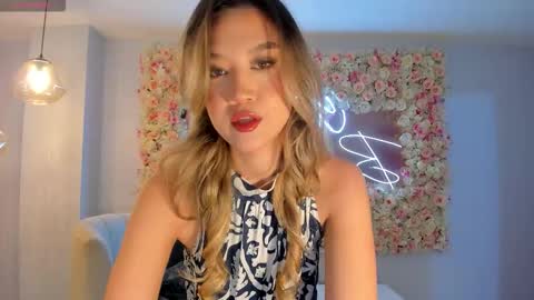 Rebe online show from October 13, 6:41 pm